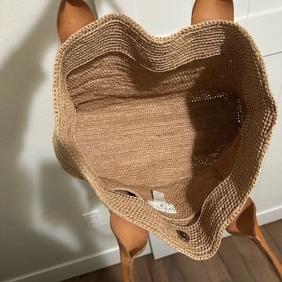 Helen Kaminski Natural Woven Tote with Tan Leather Handles - Picture 7 of 9